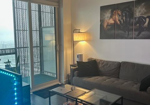 8-eglinton-avenue-e-toronto-ontario-c12627324