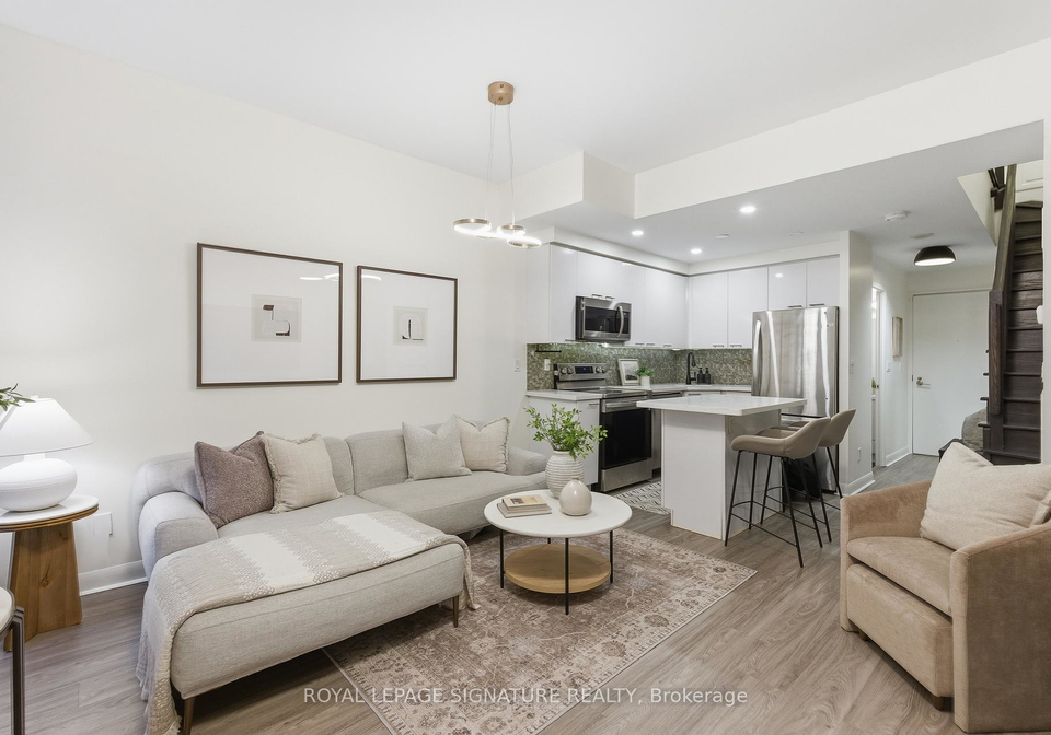 15-bruyeres-mews-toronto-ontario-c12627850