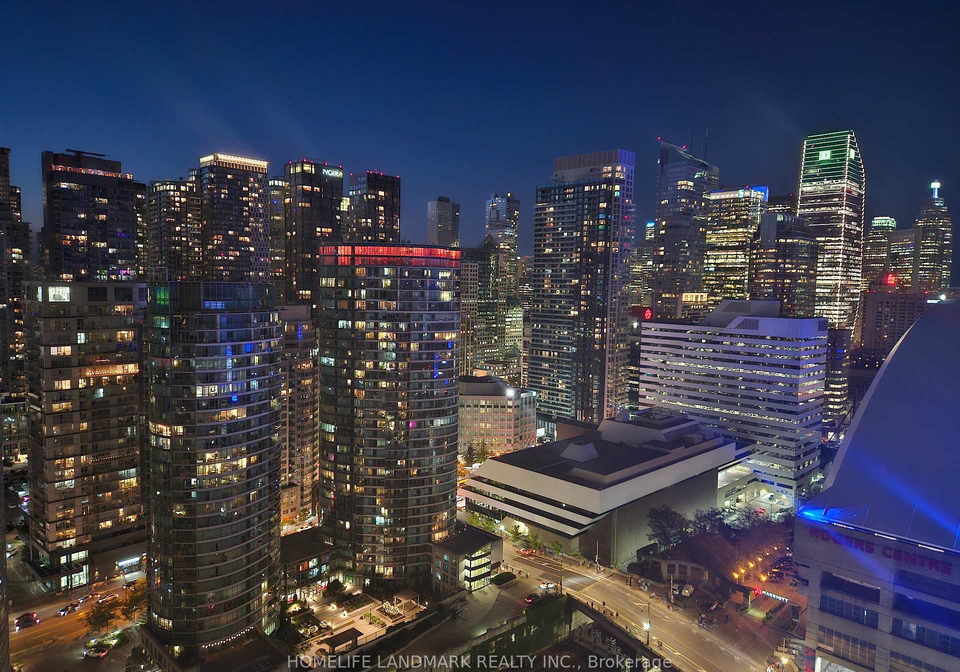 1-concord-cityplace-way-toronto-ontario-c12628126