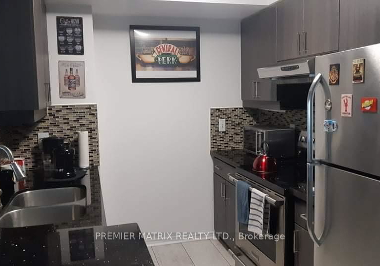 10-yonge-street-toronto-ontario-c12628616