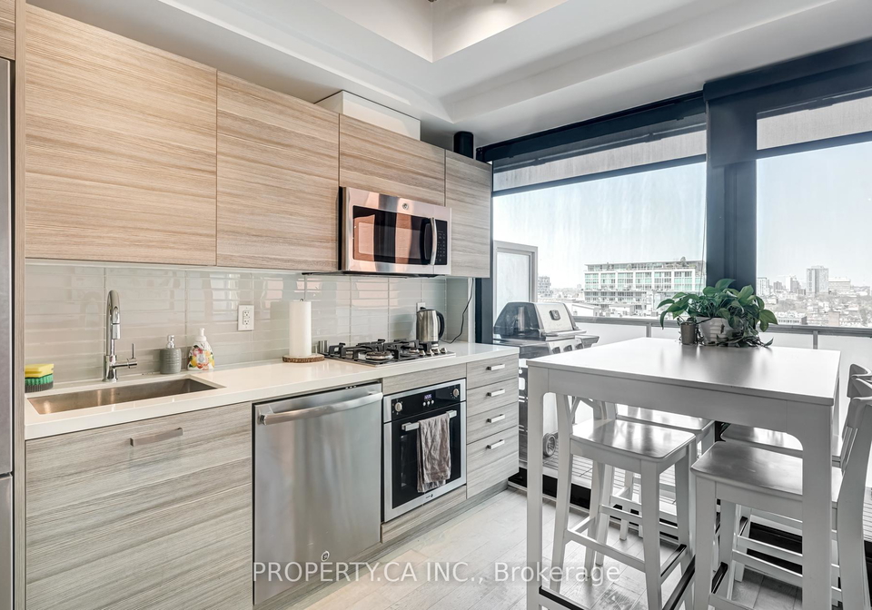 11-charlotte-street-toronto-ontario-c12628682