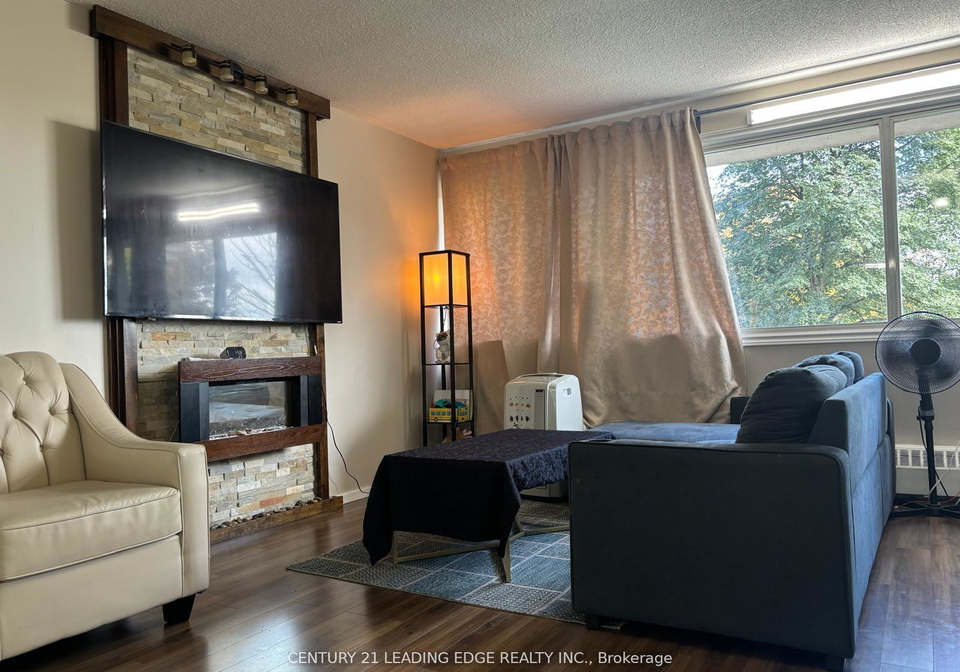 725-don-mills-road-east-york-ontario-c12628894