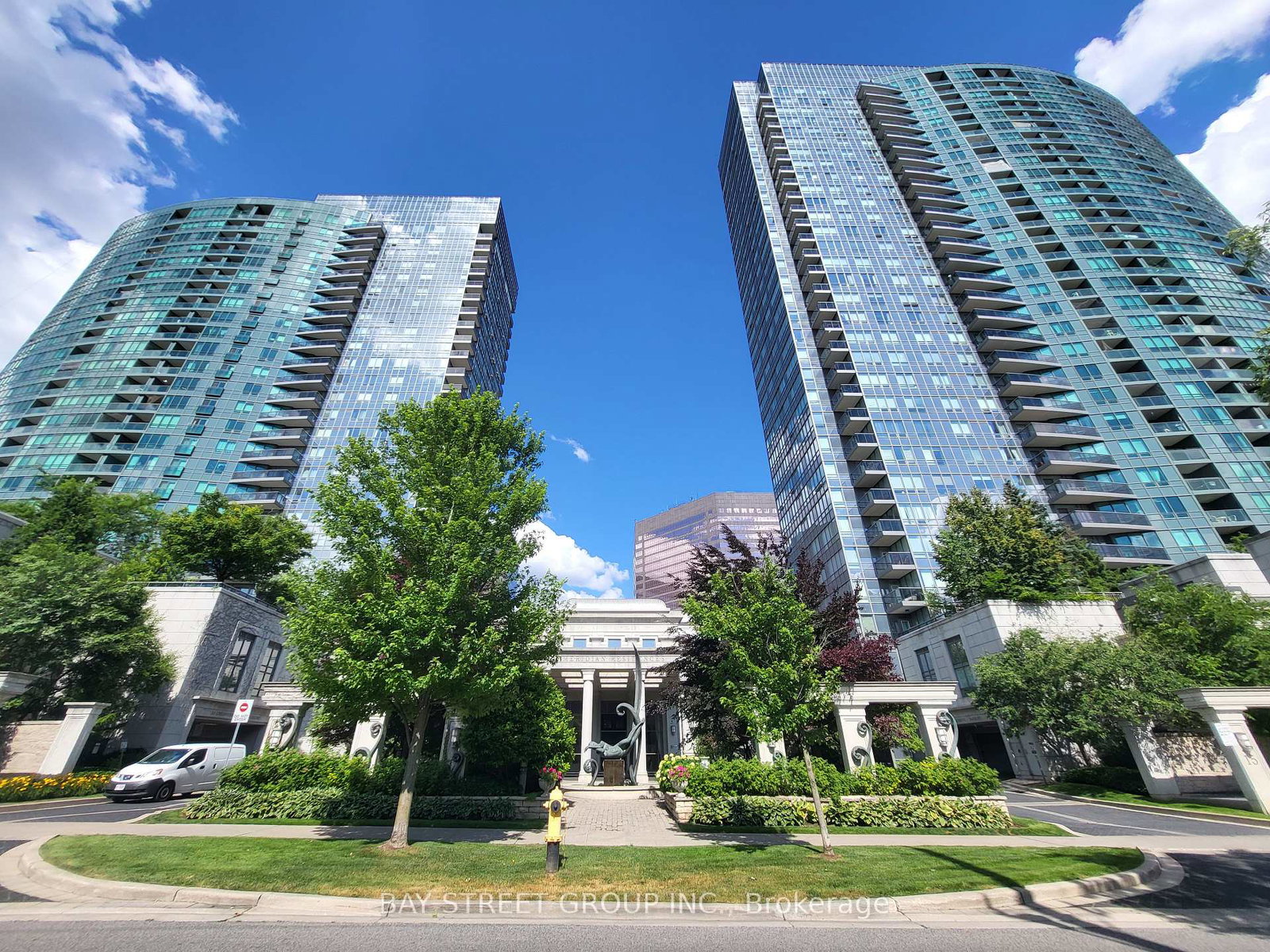 15-greenview-avenue-toronto-ontario-c12629084