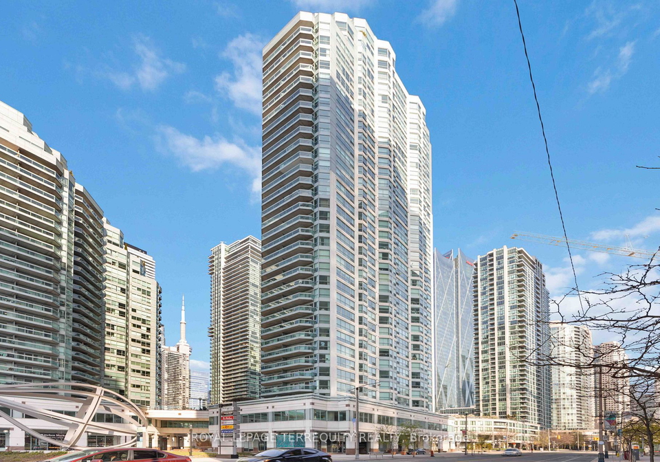 10-yonge-street-toronto-ontario-c12629520