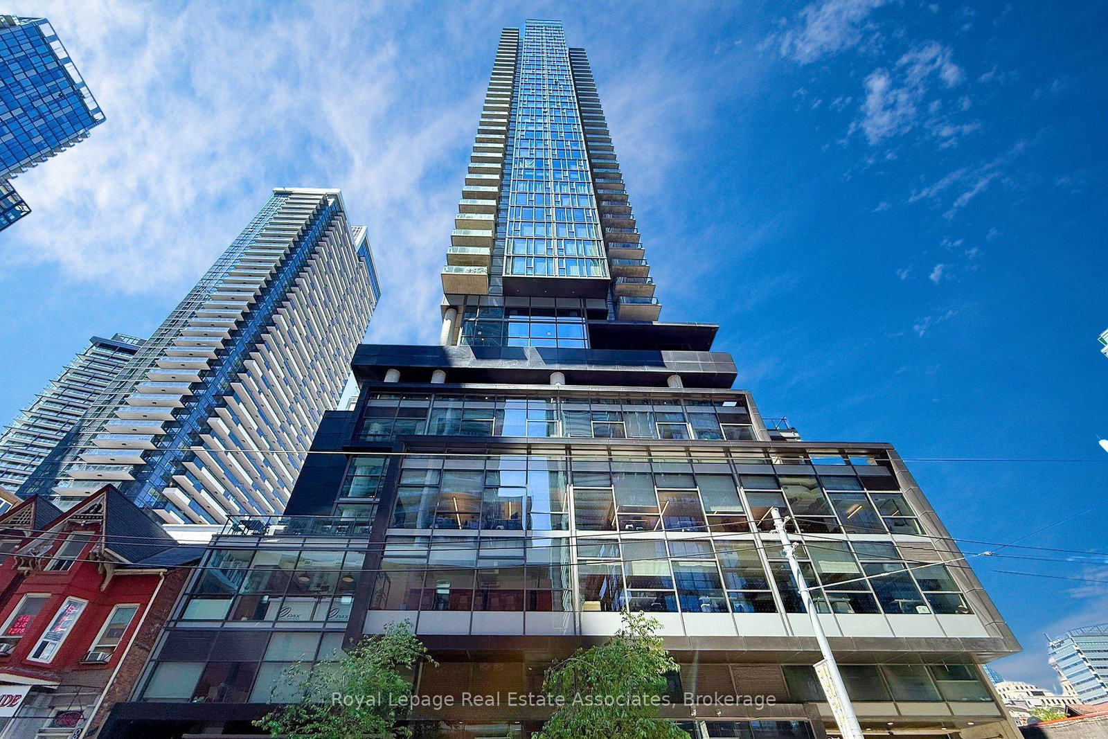 290-adelaide-street-w-toronto-ontario-c12629548