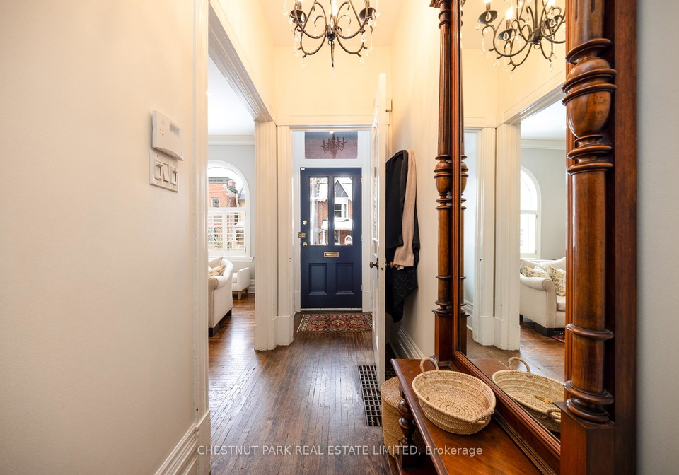 381-wellesley-street-e-toronto-ontario-c12629574