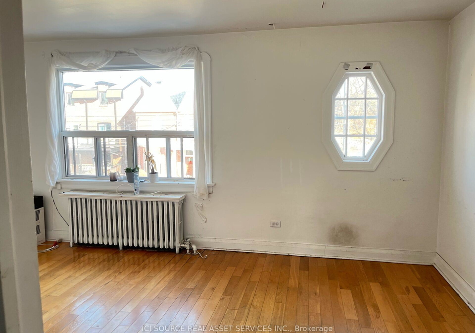 56-markham-street-toronto-ontario-c12629582