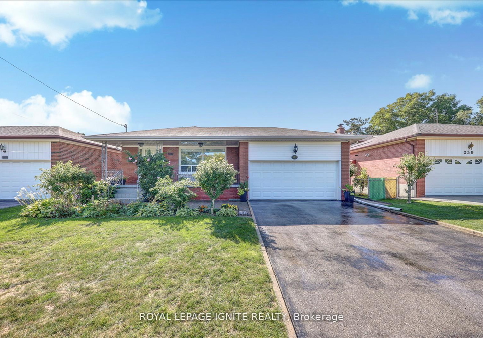 237-blake-avenue-toronto-ontario-c12629798
