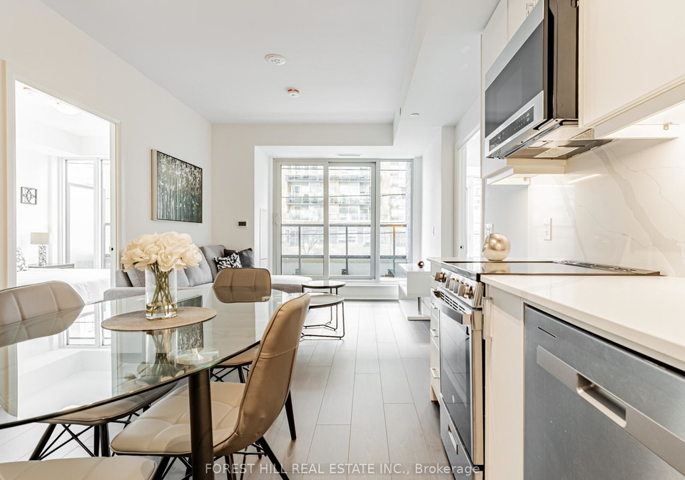 700-sheppard-avenue-w-toronto-ontario-c12630020