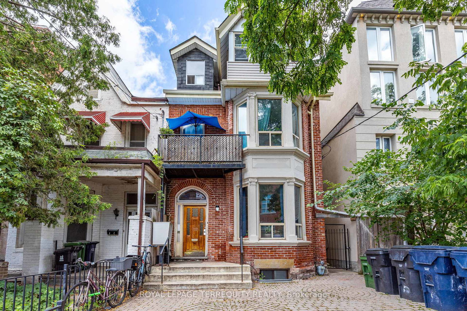 124-baldwin-street-toronto-ontario-c12630436