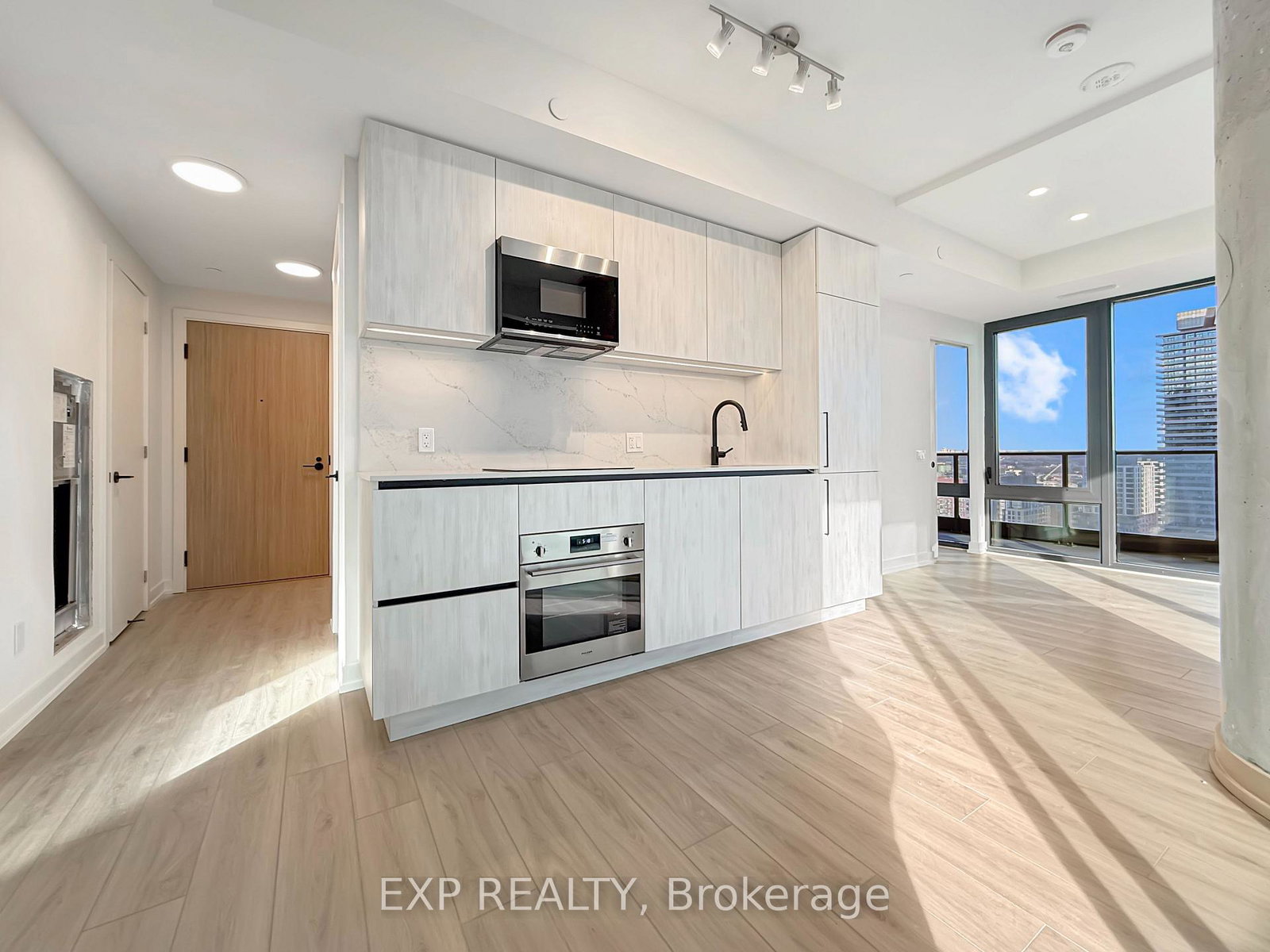 35-parliament-street-toronto-ontario-c12630558