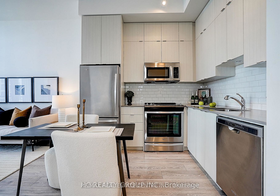 60-ann-oreilly-road-north-york-ontario-c12630776