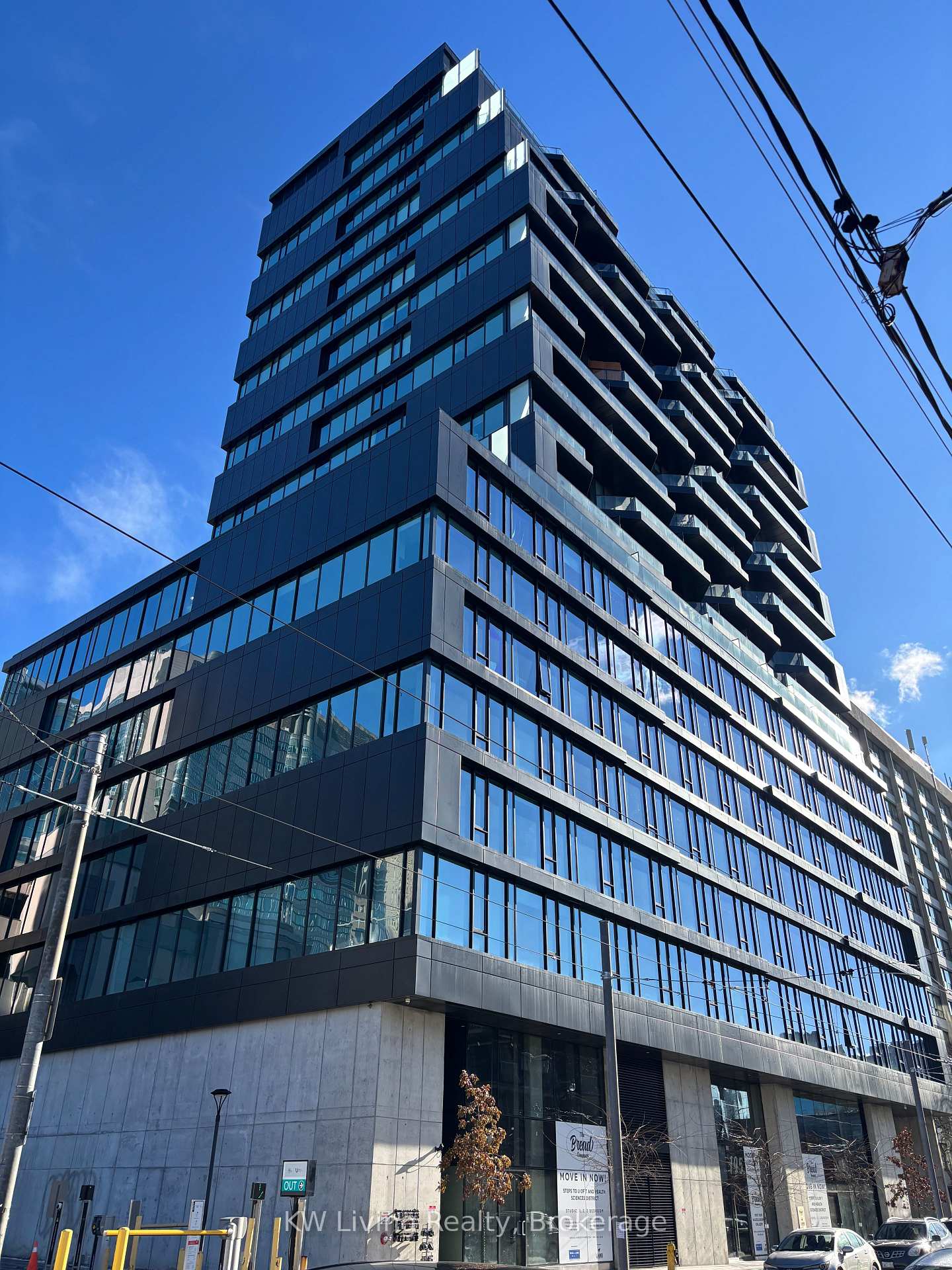 195-mccaul-street-toronto-ontario-c12631030