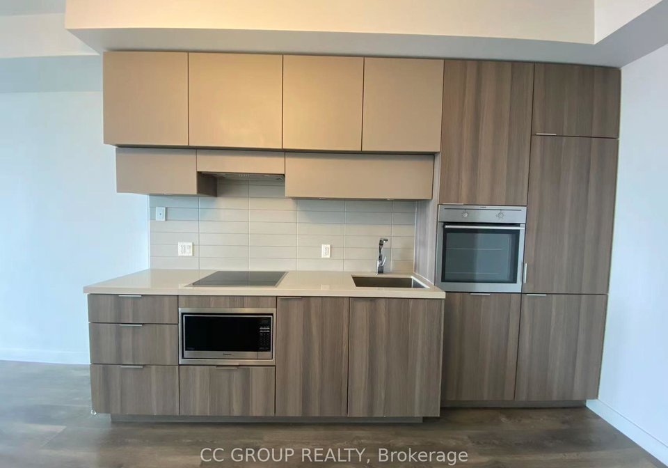 8-eglinton-avenue-e-toronto-ontario-c12631068