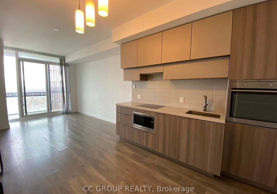 8-eglinton-avenue-e-toronto-ontario-c12631068