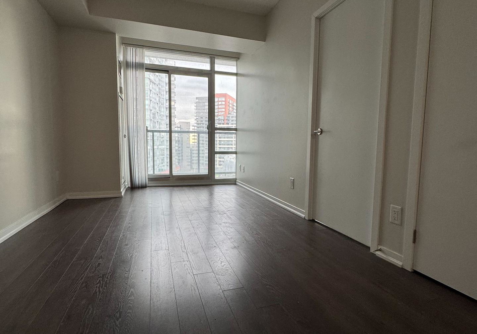 68-abell-street-toronto-ontario-c12631228