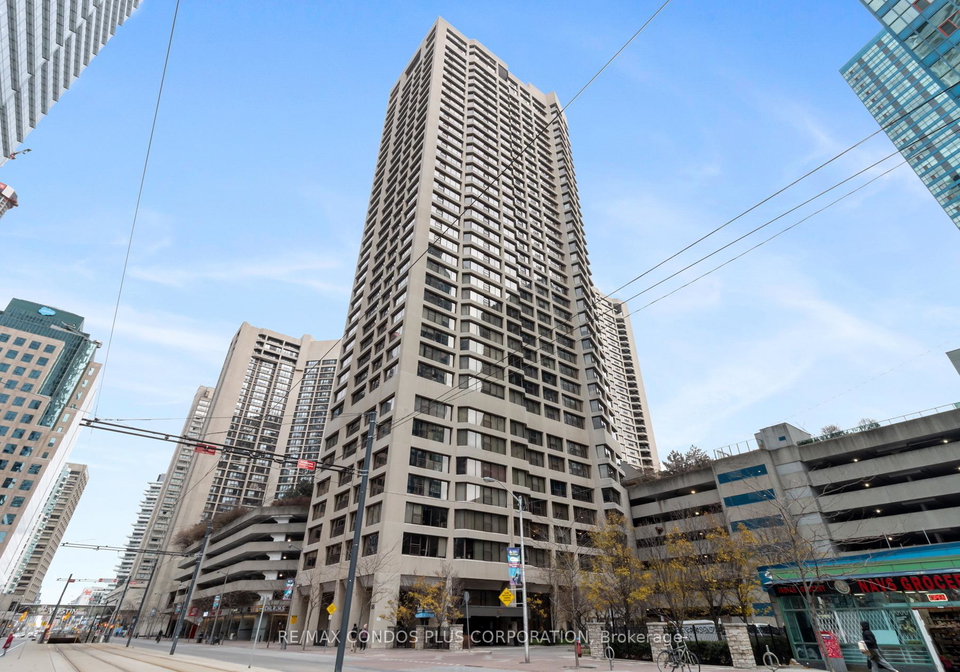 55-harbour-square-toronto-ontario-c12631490