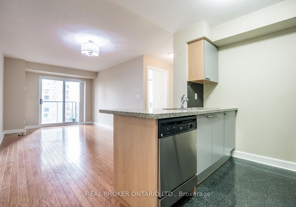 16-harrison-garden-boulevard-north-york-ontario-c12631644
