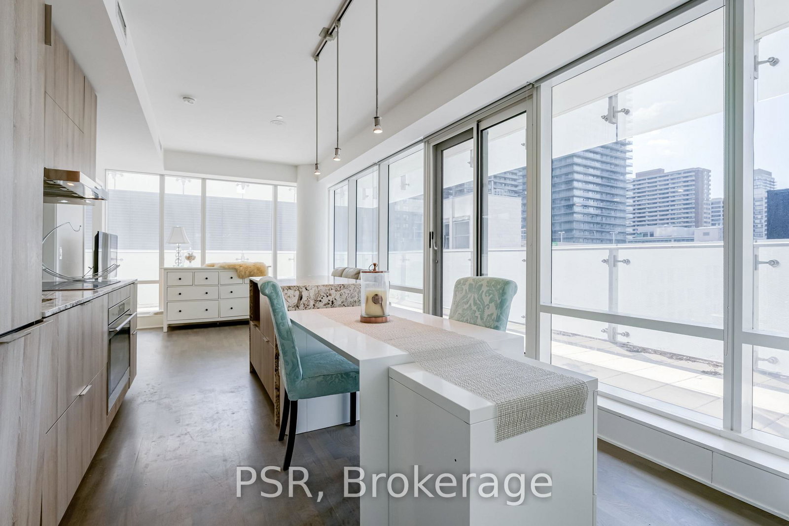 1-bloor-street-e-toronto-ontario-c12632154