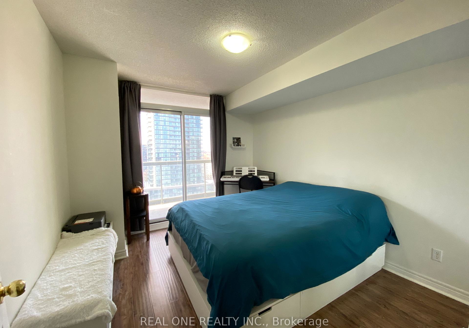 28-empress-avenue-north-york-ontario-c12632278
