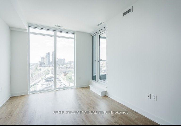 27-bathurst-street-toronto-ontario-c12632568