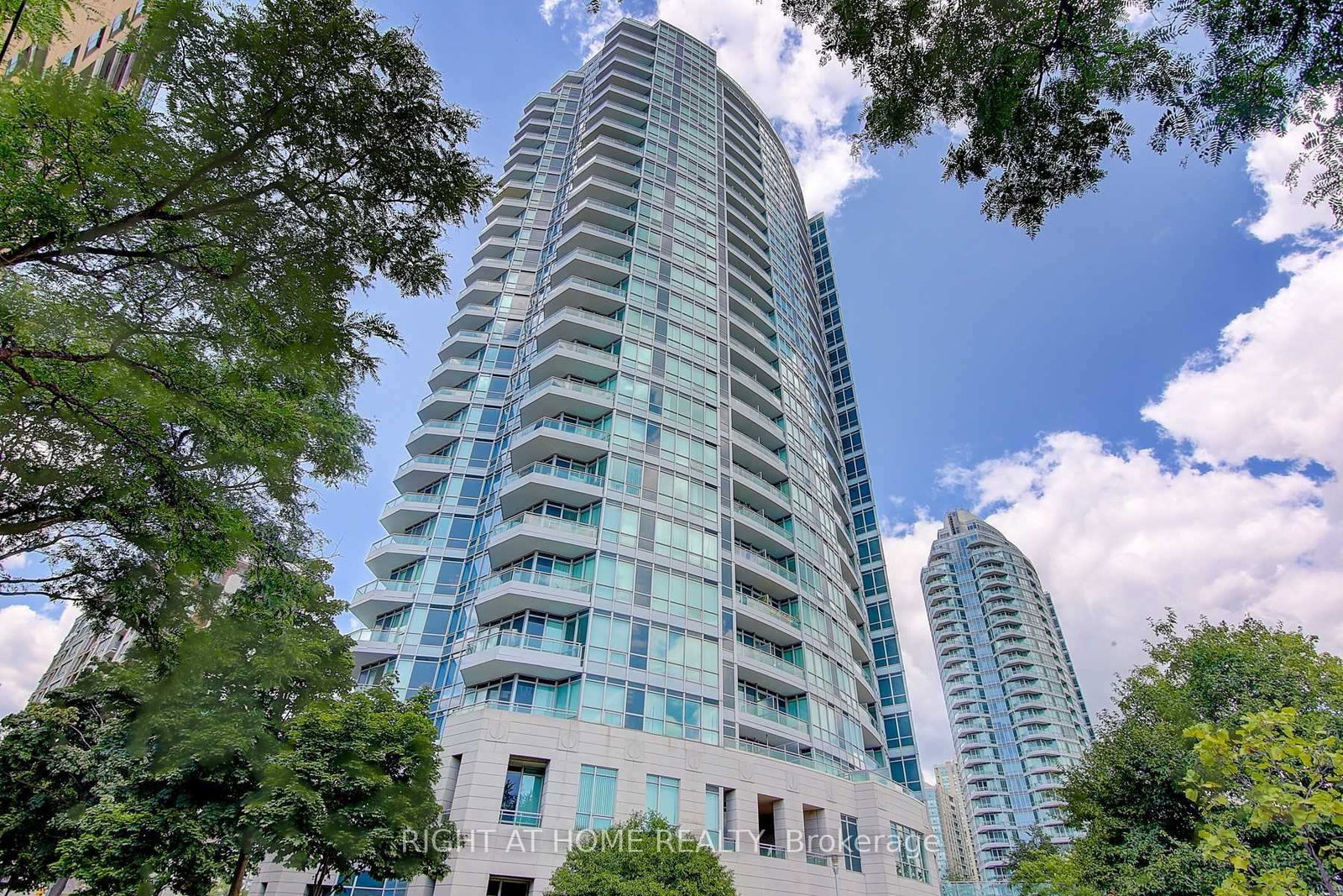 60-byng-avenue-north-york-ontario-c12632586