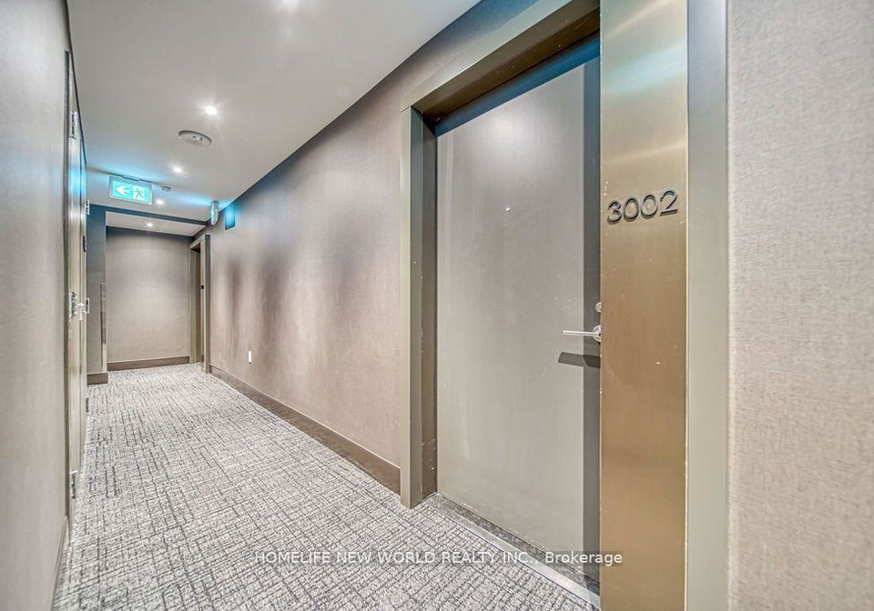 8-cumberland-street-toronto-ontario-c12632928