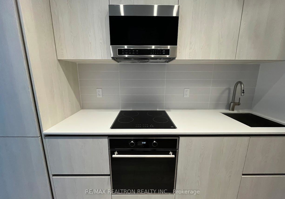 120-broadway-avenue-toronto-ontario-c12632930