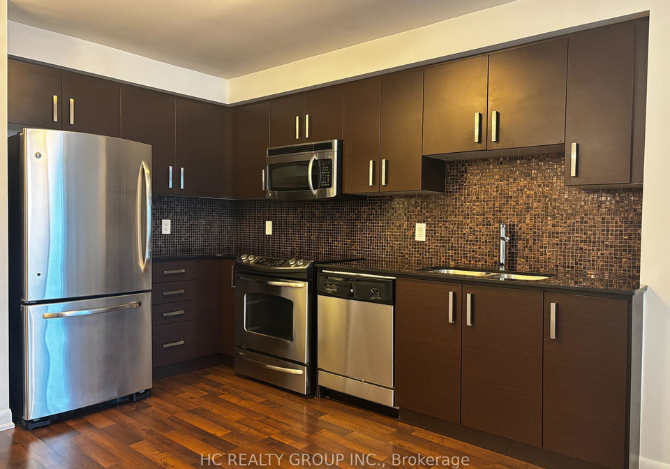 17-anndale-drive-north-york-ontario-c12632970