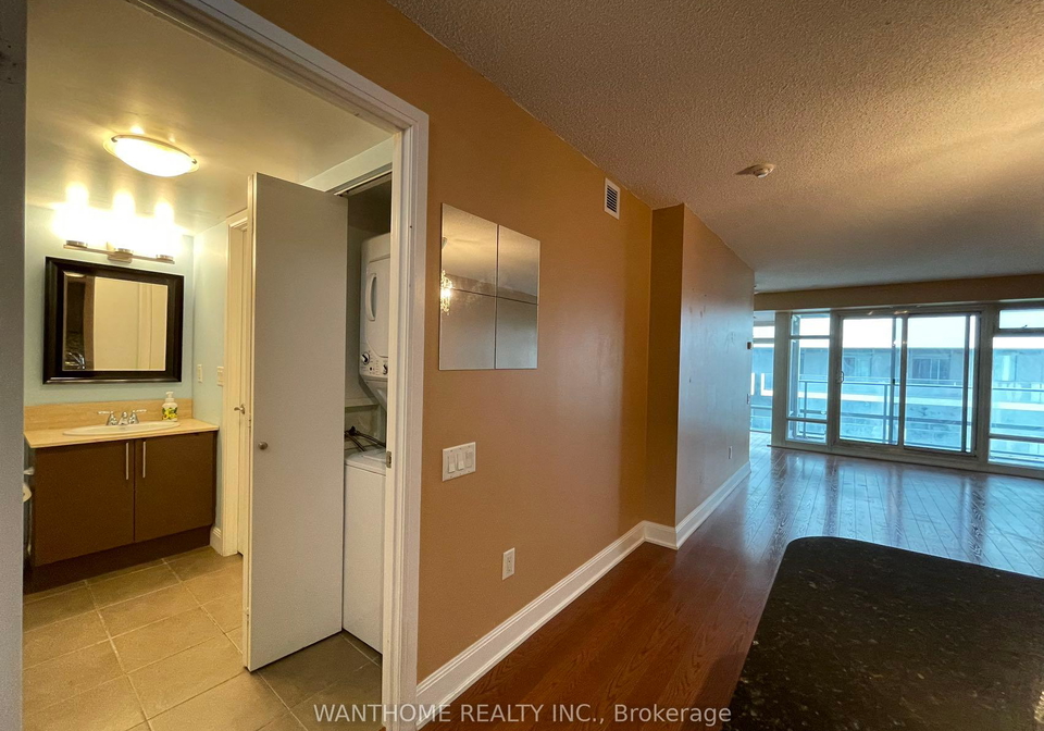 2191-yonge-street-toronto-ontario-c12632986