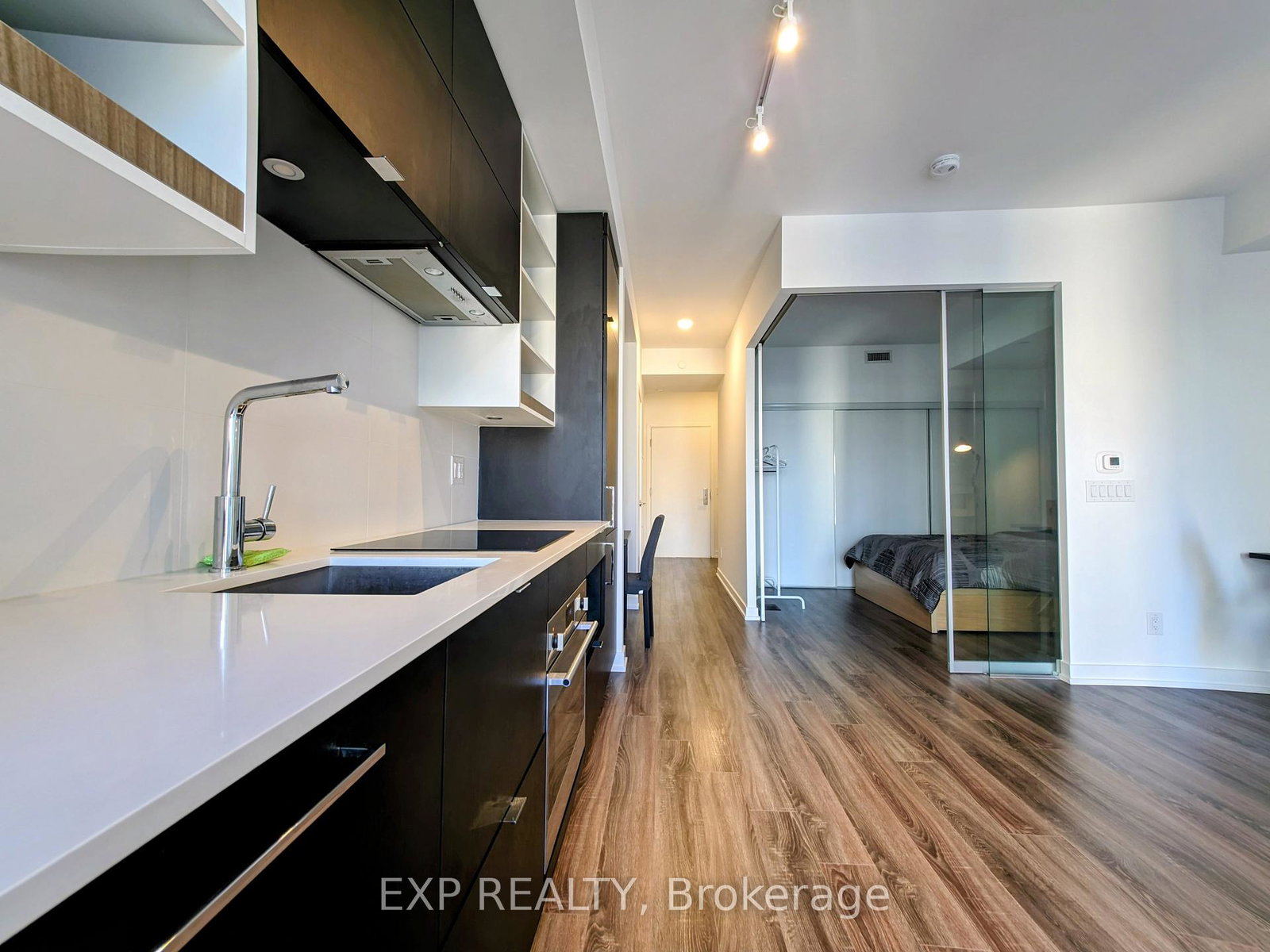 20-edward-street-toronto-ontario-c12633074
