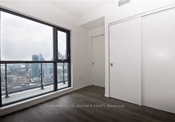 159-dundas-street-e-toronto-ontario-c12633134