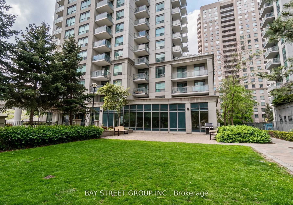 21-hillcrest-avenue-north-york-ontario-c12633148