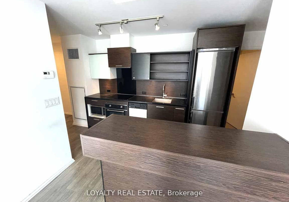 75-st-nicholas-street-toronto-ontario-c12633224
