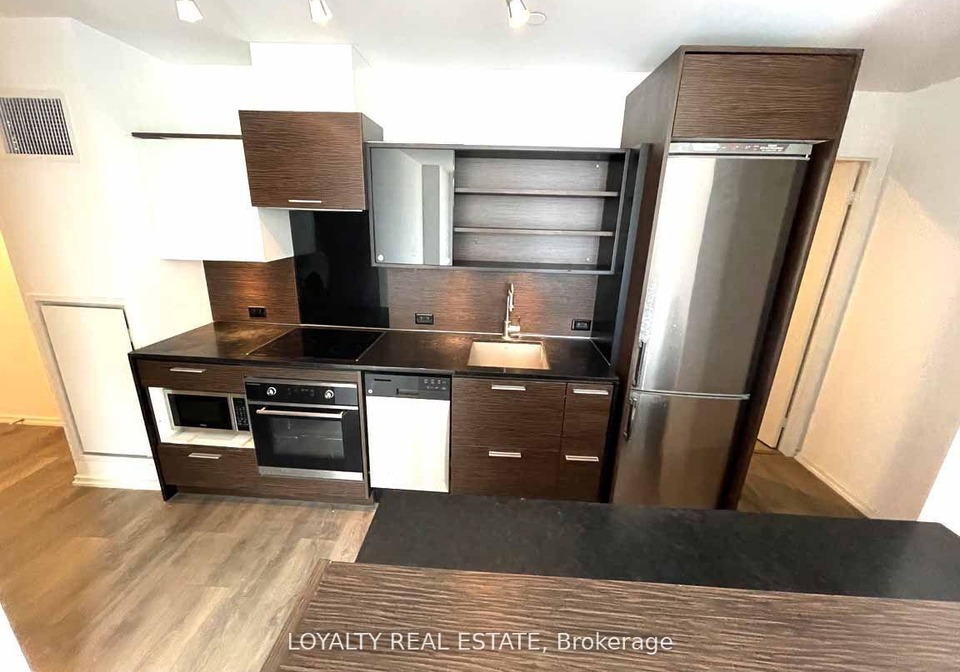 75-st-nicholas-street-toronto-ontario-c12633224