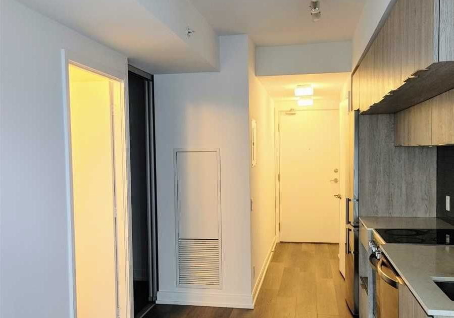 181-dundas-street-e-toronto-ontario-c12633888