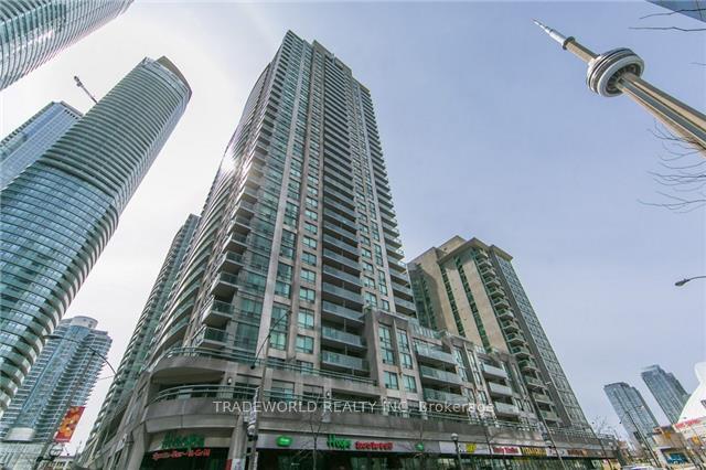 30-grand-trunk-crescent-toronto-ontario-c12633918