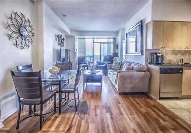 219-fort-york-boulevard-toronto-ontario-c12634136