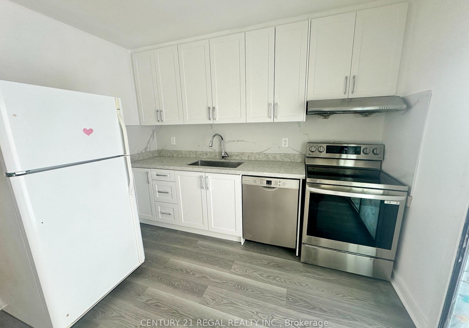26-pintail-crescent-north-york-ontario-c12634174