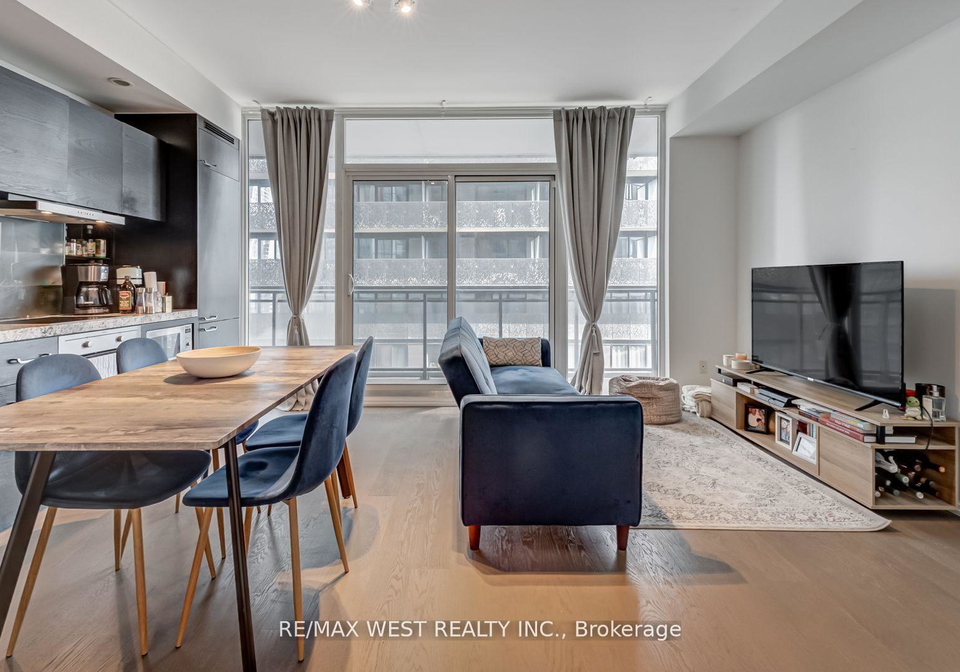 45-charles-street-e-toronto-ontario-c12634628