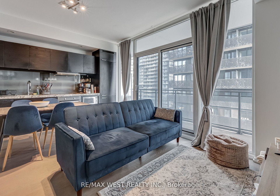 45-charles-street-e-toronto-ontario-c12634628