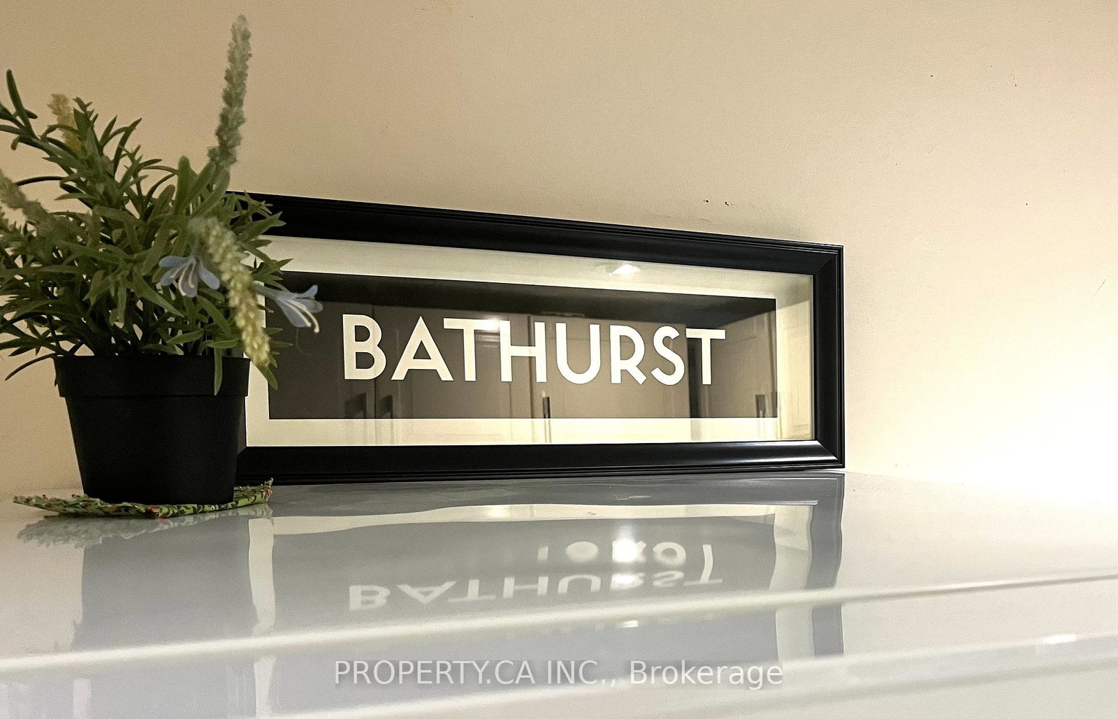 234-bathurst-street-toronto-ontario-c12634902