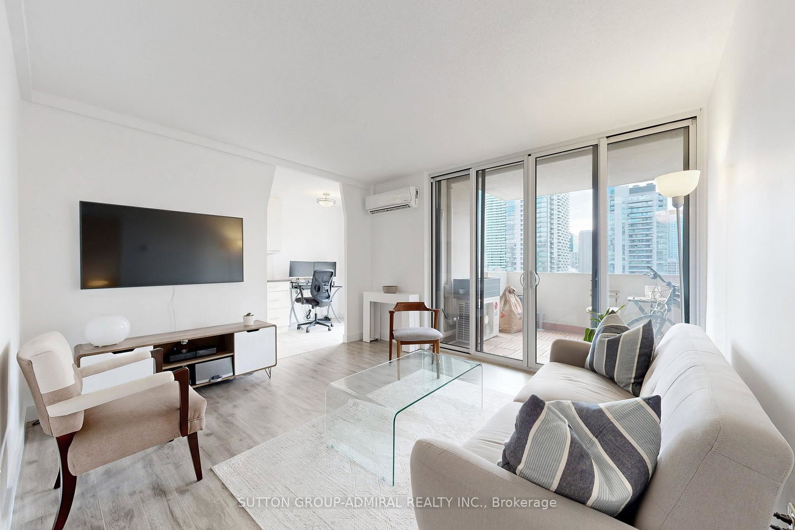 40-homewood-avenue-toronto-ontario-c12635012
