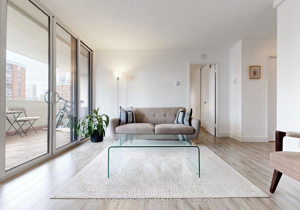 40-homewood-avenue-toronto-ontario-c12635012