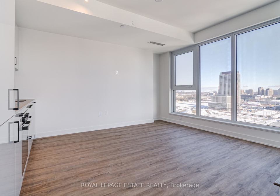 1-quarrington-lane-north-york-ontario-c12635376