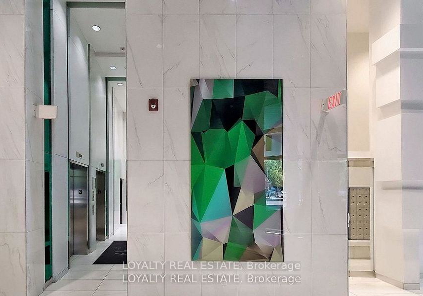 352-front-street-w-toronto-ontario-c12635508