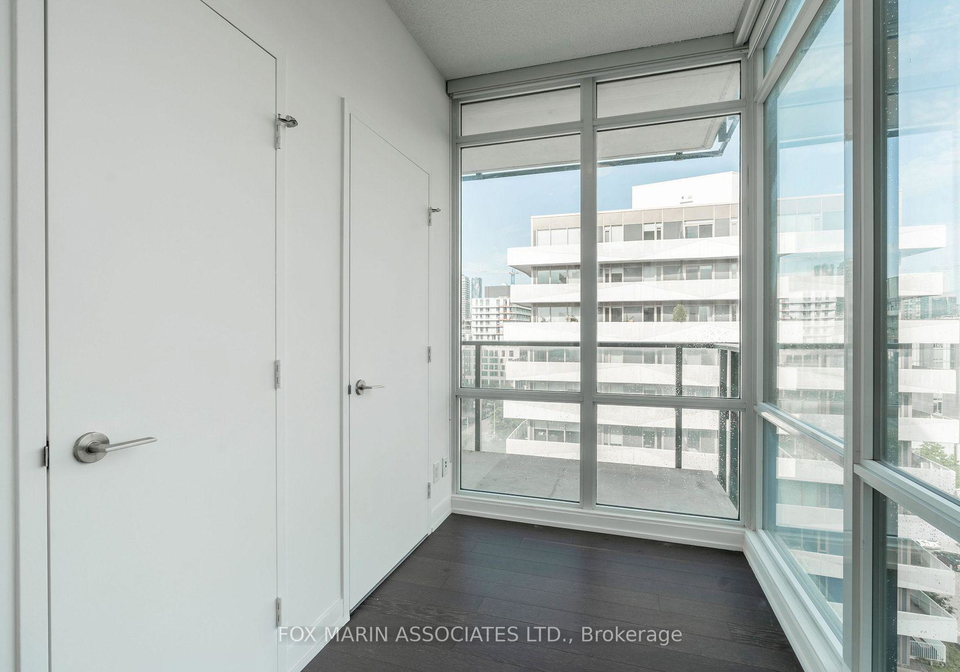 120-bayview-avenue-toronto-ontario-c12635686