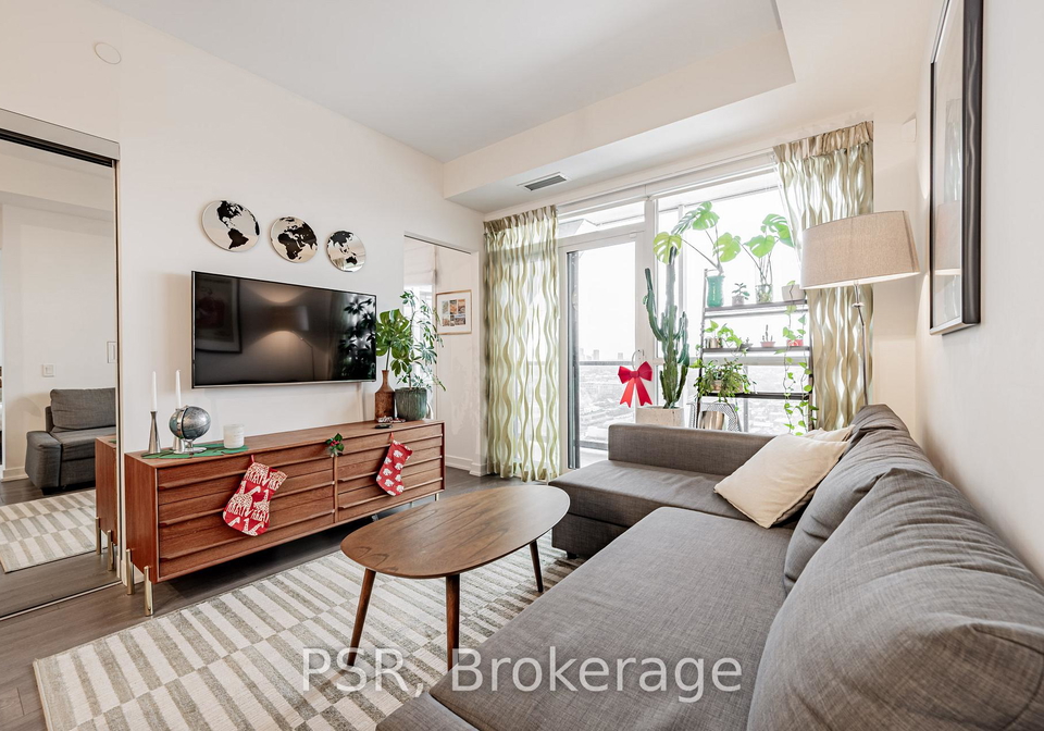 30-ordnance-street-toronto-ontario-c12635768