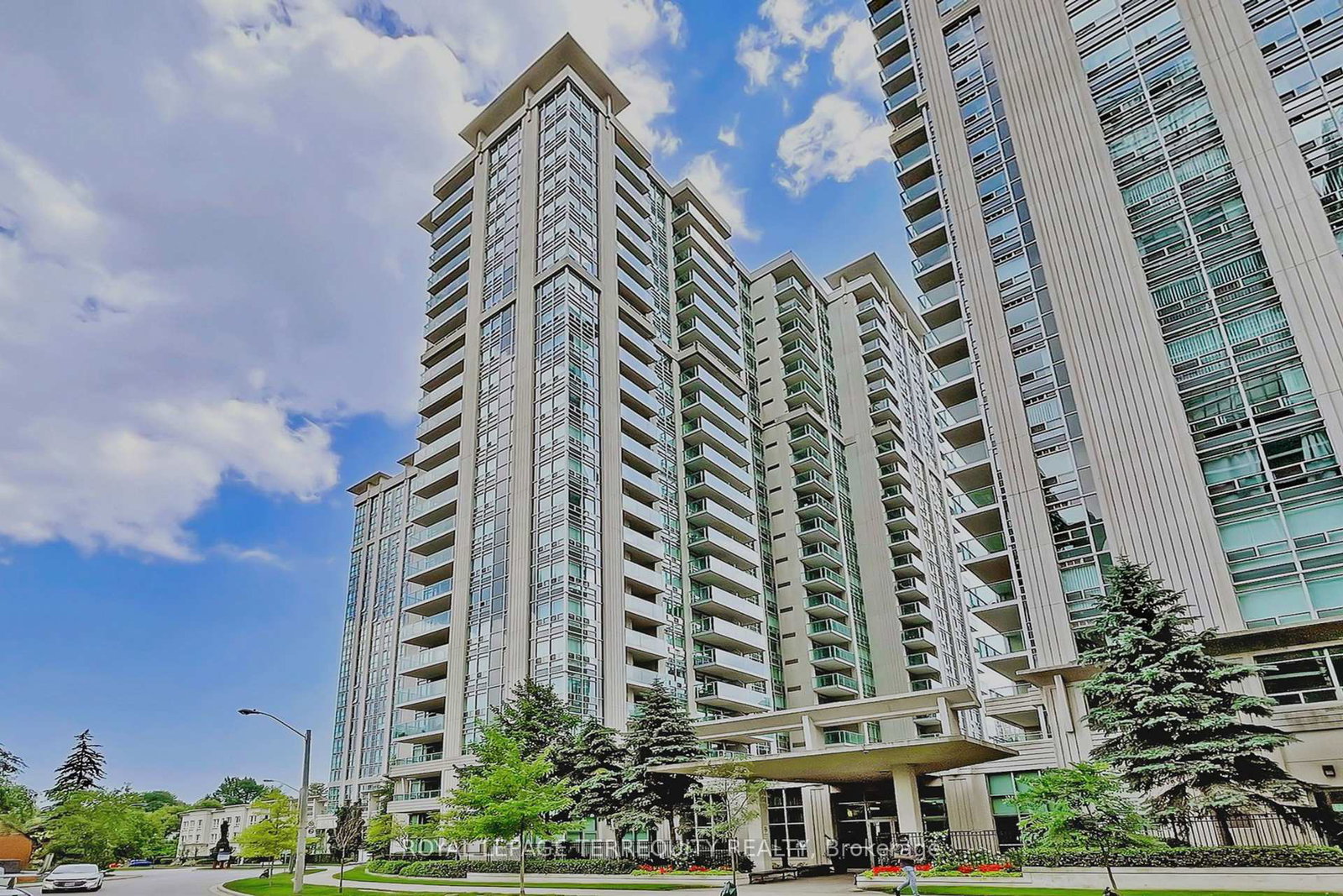 35-bales-avenue-north-york-ontario-c12636096