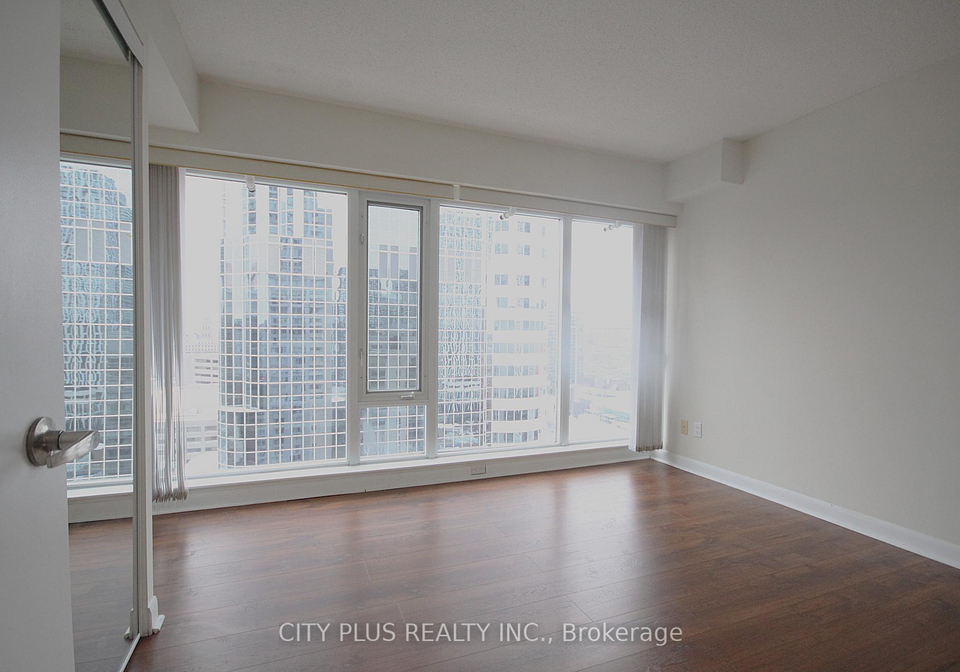 210-victoria-street-toronto-ontario-c12636122